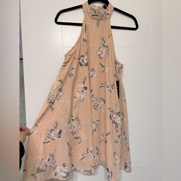 Lulu’s peach sleeveless flowy dress - Picture 3 of 4